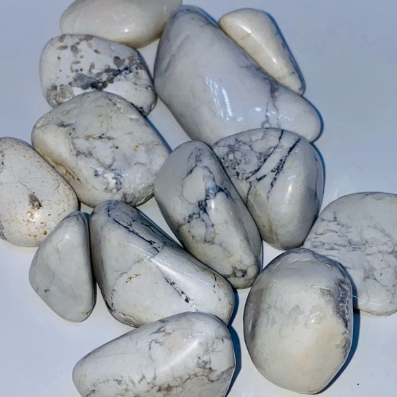 White Howlite Tumbled Crystal - Picture 2 of 3
